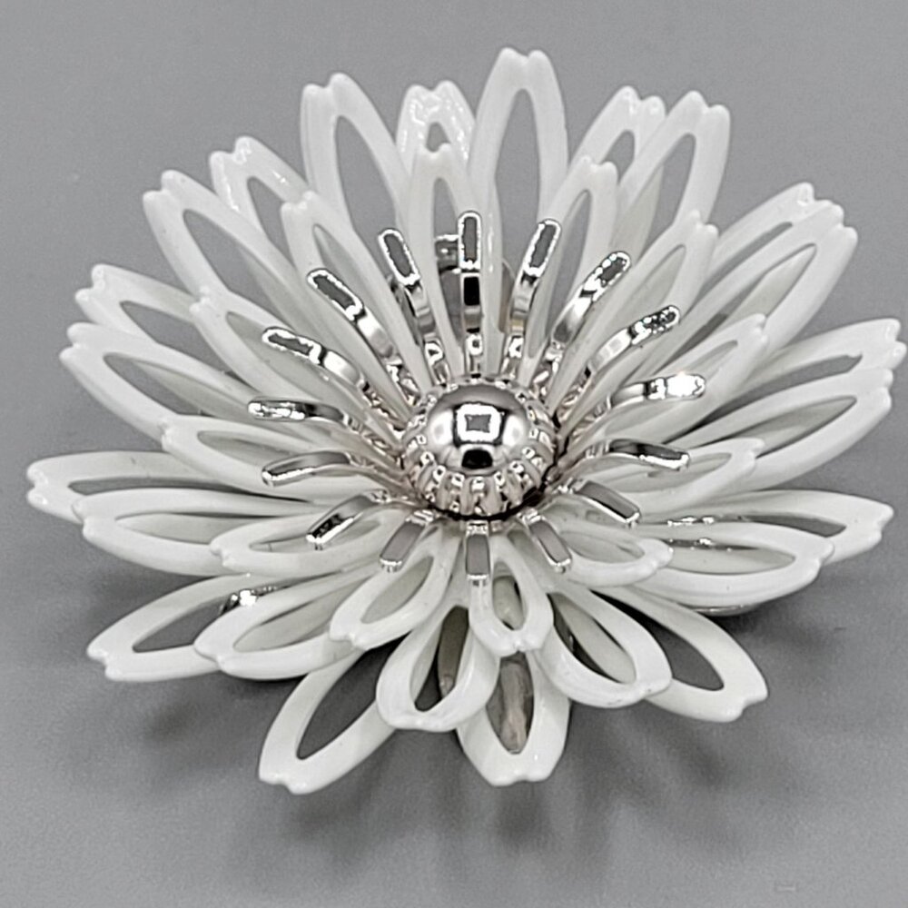 Vintage Sarah Coventry Large White Enamel Flower … - image 1